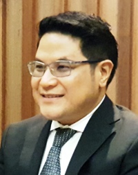 Dr. Chintavorn